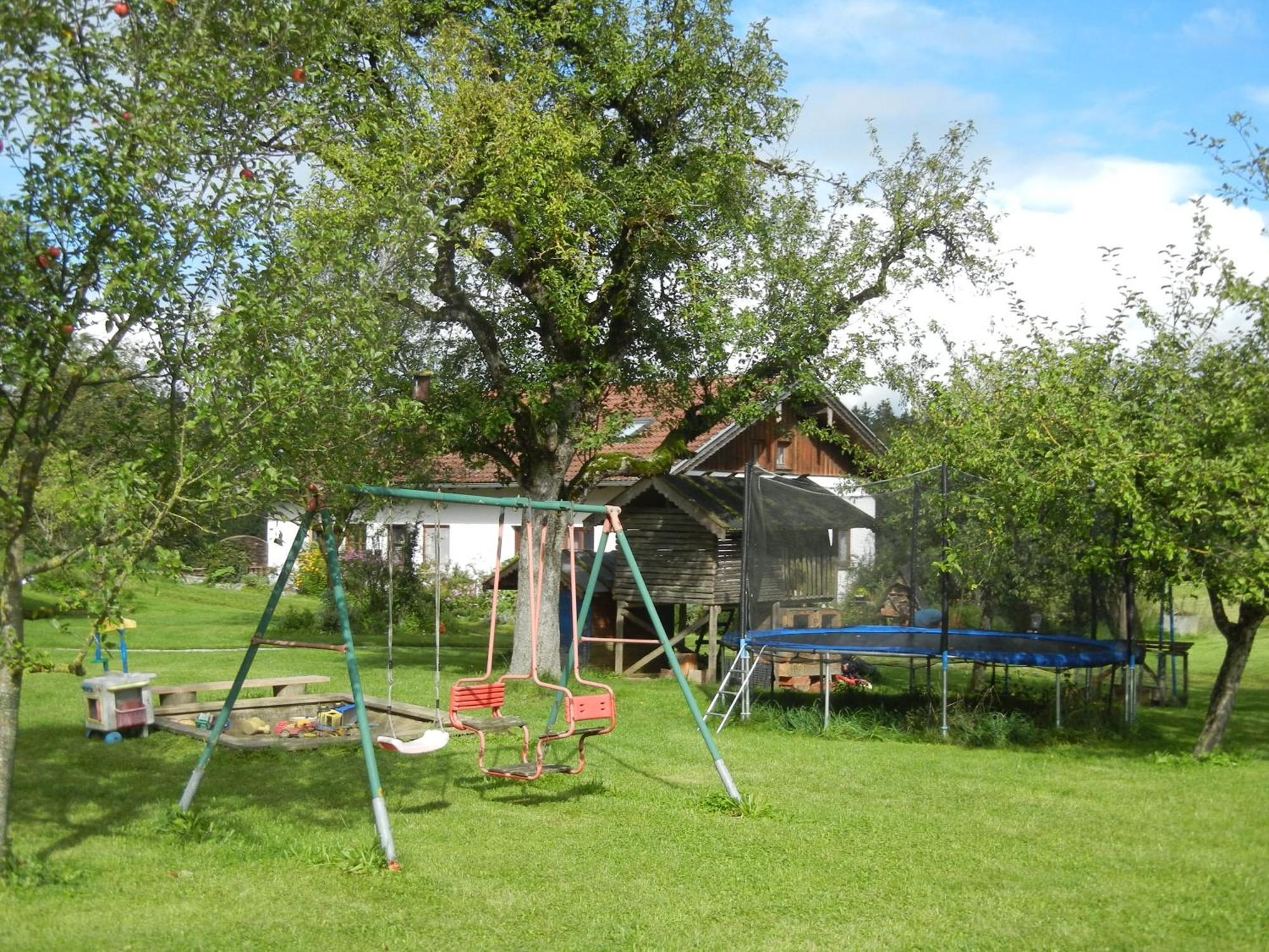 Ferienwohnung Gilg-Kräuterhof Schnaitsee Exterior foto